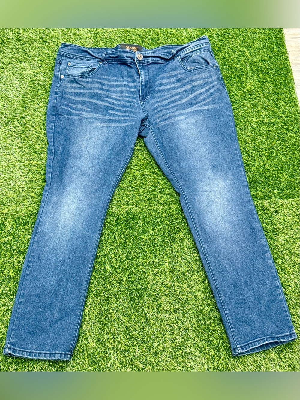 Gianni Roma Men’s Blue Medium Wash Denim Jeans 40 x 32